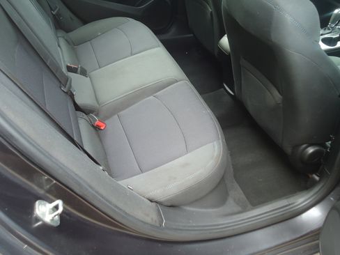 Used 2016 Chevrolet Cruze LT image 10