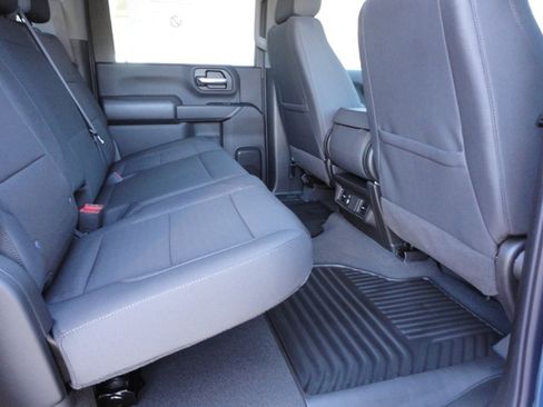 New 2025 Chevrolet Silverado 2500 Custom image 21