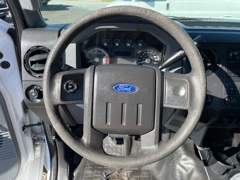 Used 2015 Ford F450 image 11