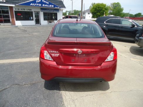 Used 2017 Nissan Versa S Plus FWD image 5