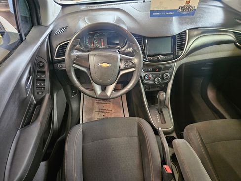 Used 2017 Chevrolet Trax LS image 7