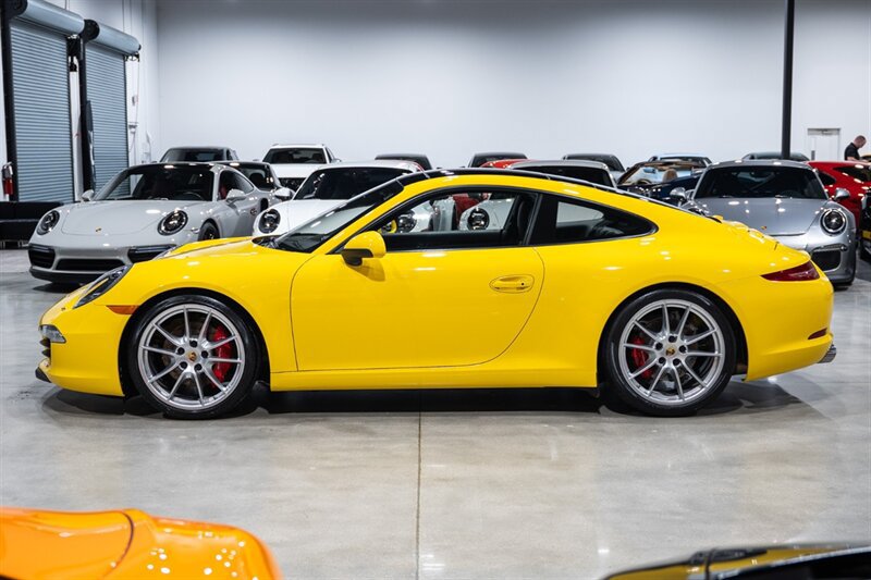 Used 2016 Porsche 911 Carrera S RWD image 3