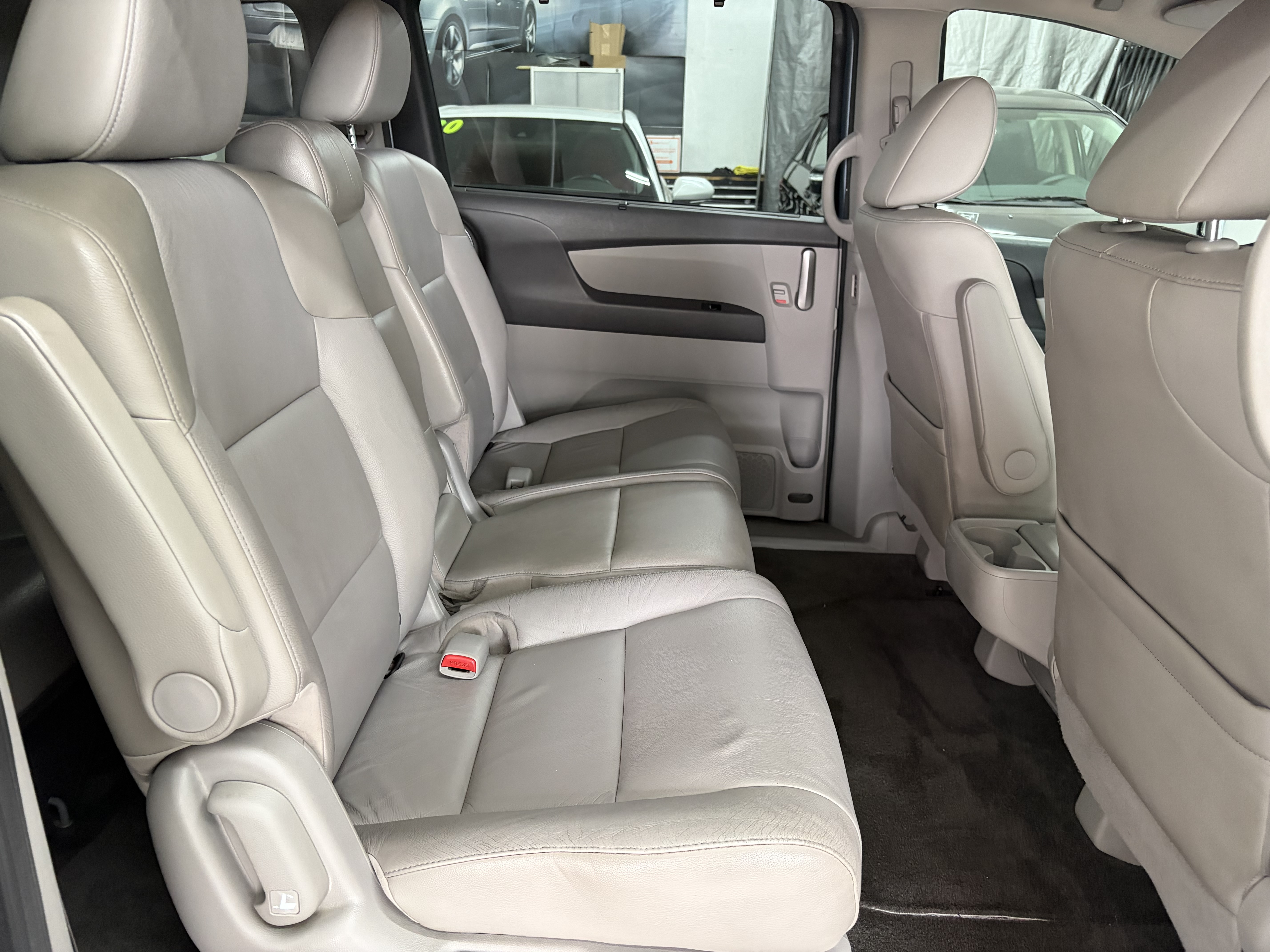 Used 2012 Honda Odyssey EX-L image 16