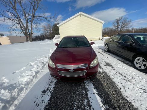 Used 2010 Chevrolet Malibu LTZ image 2