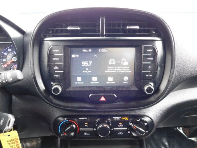 Used 2020 Kia Soul S FWD image 16
