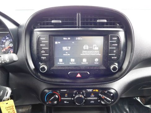 Used 2020 Kia Soul S image 16