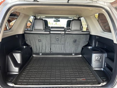 Used 2015 Toyota 4Runner SR5 Premium image 15