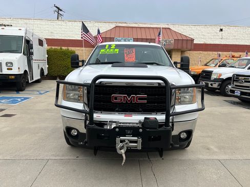 Used 2012 GMC Sierra 3500 4x4 Extended Cab image 2