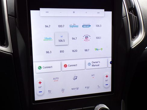 Used 2021 Ford Edge SEL image 10