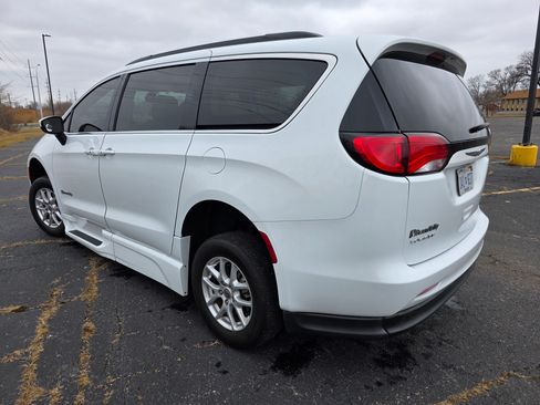 Used 2021 Chrysler Voyager LXi image 7