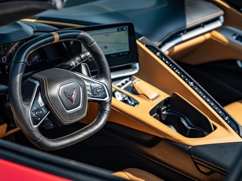 Used 2021 Chevrolet Corvette Stingray Premium Conv w/ 3LT RWD image 36