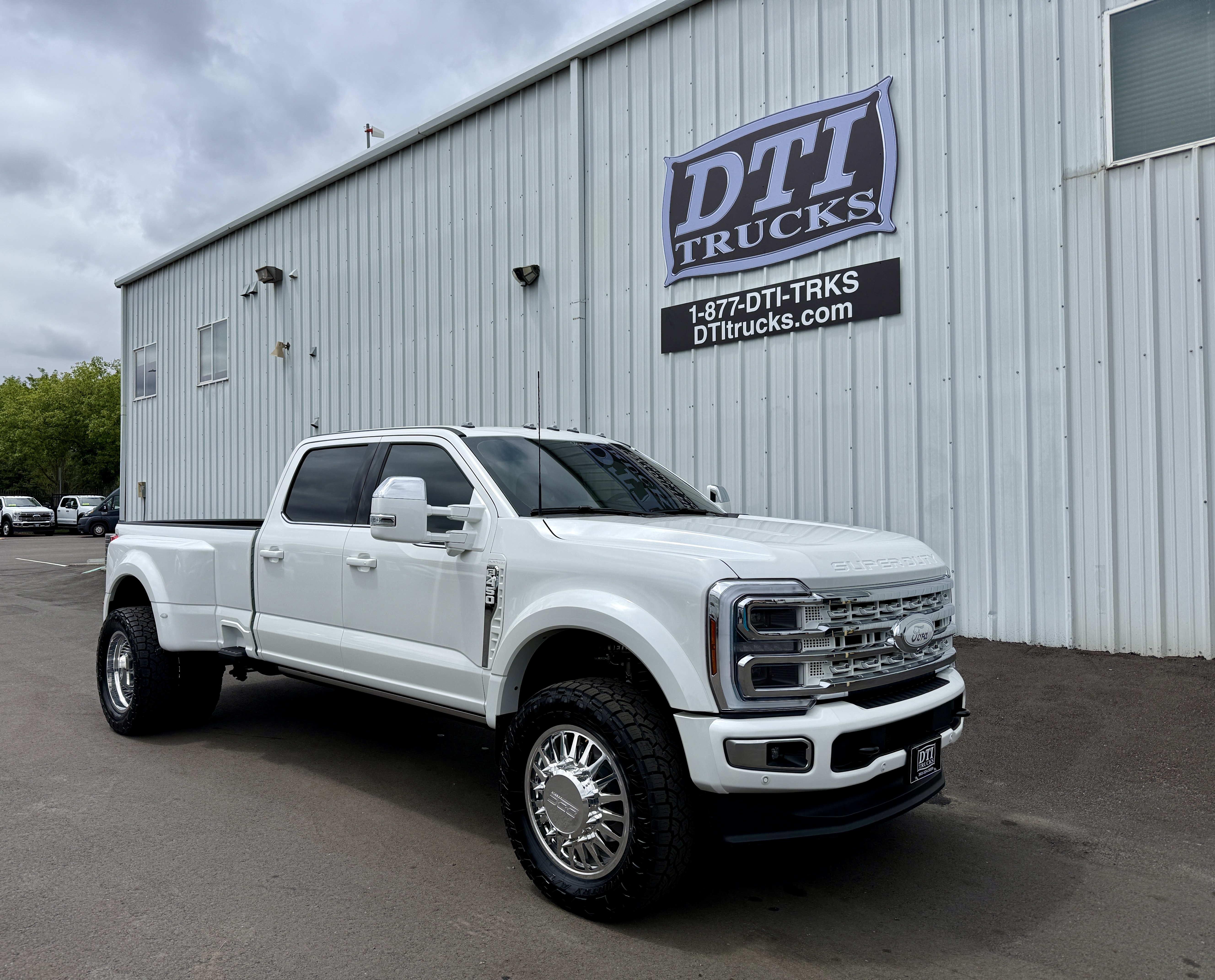 Used 2026 Ford F450 4x4 Crew Cab Super Duty image 1