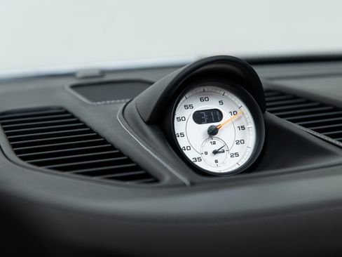 Used 2018 Porsche 911 GT2 RS image 75