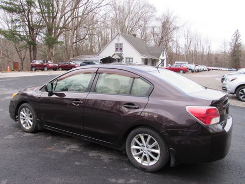 Used 2013 Subaru Impreza 2.0i Premium image 6
