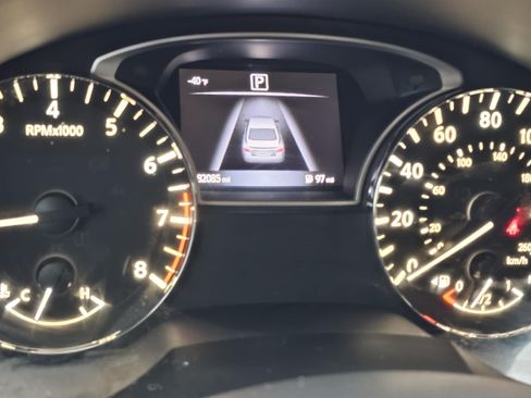 Used 2016 Nissan Altima 2.5 SV image 11