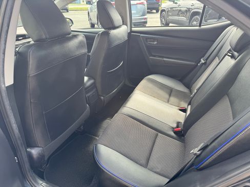 Used 2017 Toyota Corolla SE FWD image 10