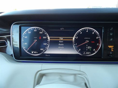 Used 2015 Mercedes-Benz S 550 4MATIC Coupe image 19
