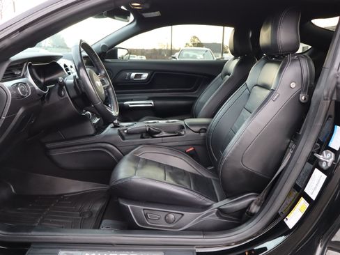 Used 2021 Ford Mustang GT Premium image 13