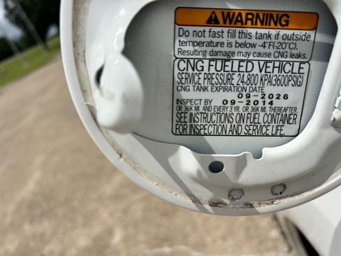 Used 2012 Honda Civic Natural Gas Sedan image 17