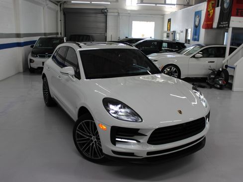 Used 2020 Porsche Macan S AWD/4WD image 10