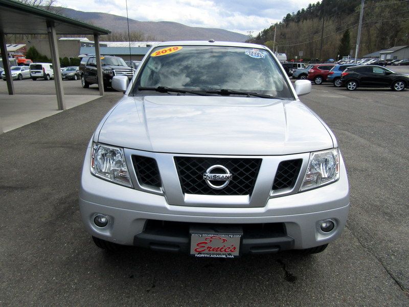 Used 2019 Nissan Frontier AWD/4WD image 3