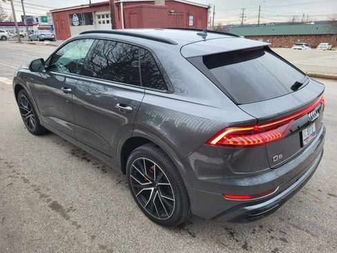 Used 2021 Audi Q8 Premium Plus image 7