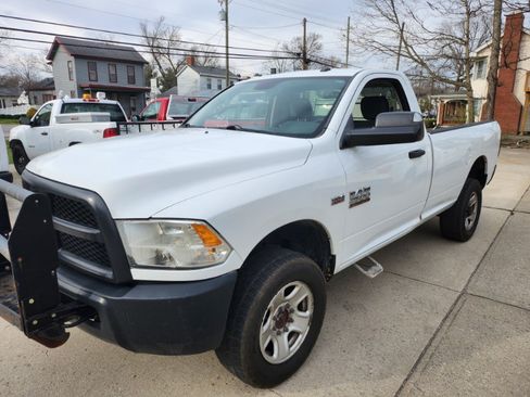 Used 2015 RAM 2500 Tradesman image 9