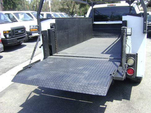 Used 2009 Ford F350 2WD Regular Cab Super Duty image 11
