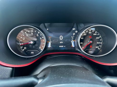 Used 2019 Jeep Compass Trailhawk image 14