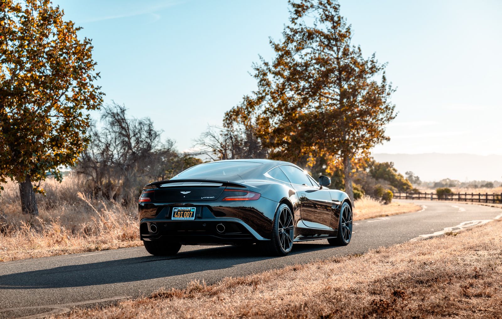 Used 2014 Aston Martin Vanquish Coupe RWD image 14