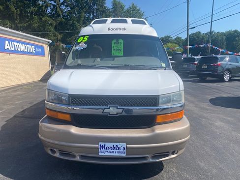 Used 2005 Chevrolet Express 2500 UNAVAIL RWD image 4