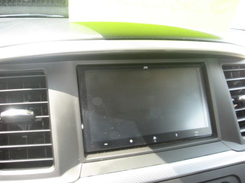 Used 2018 Nissan Pathfinder 4WD image 11