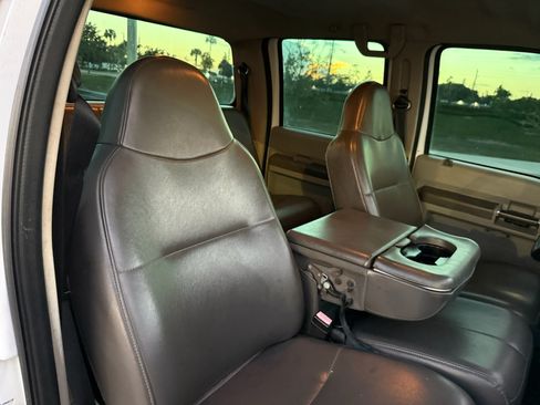 Used 2009 Ford F250 XL image 77
