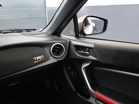 Used 2019 Toyota 86 TRD SE image 21