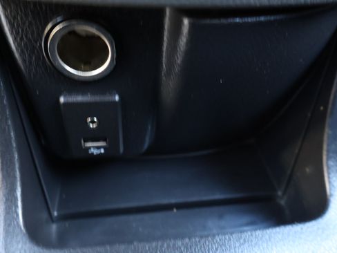 Used 2019 Nissan NV200 SV image 27