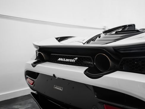 Used 2020 McLaren 720S Performance image 38