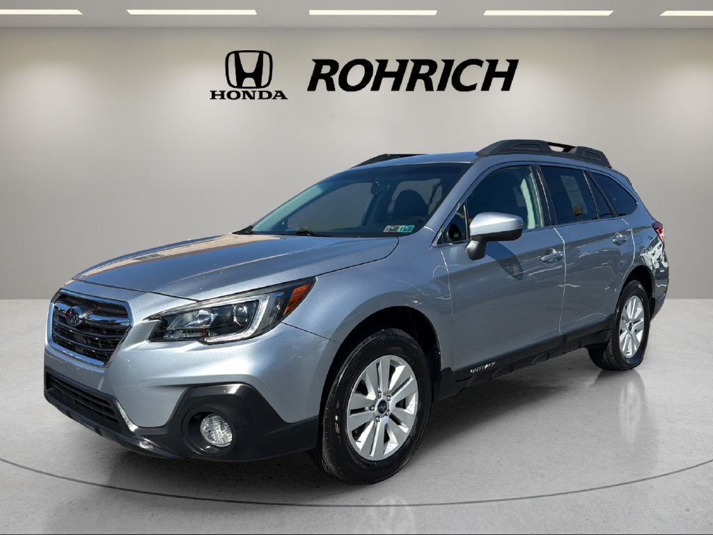 Used 2018 Subaru Outback 2.5i Premium AWD/4WD image 1