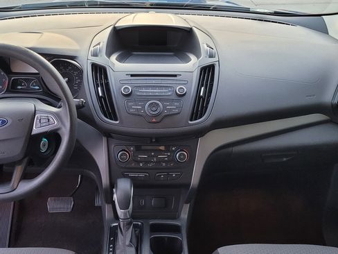 Used 2018 Ford Escape SE image 11