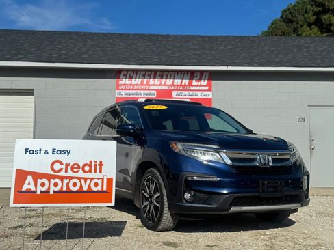 Used 2019 Honda Pilot Touring image 1