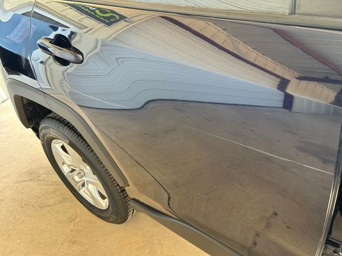 Used 2019 Toyota RAV4 XLE image 10