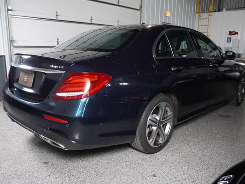 Used 2018 Mercedes-Benz E 300 image 16