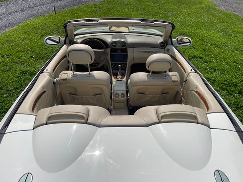 Used 2009 Mercedes-Benz CLK 350 Cabriolet image 7