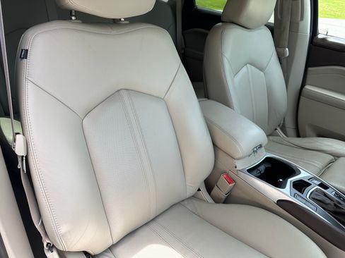 Used 2011 Cadillac SRX Performance FWD image 14