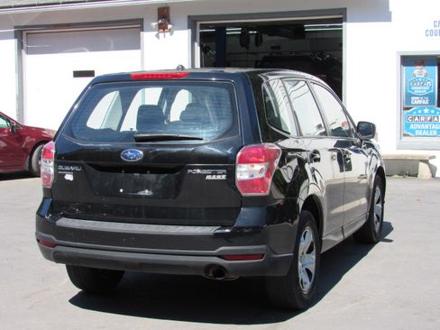 Used 2014 Subaru Forester 2.5i AWD/4WD image 7