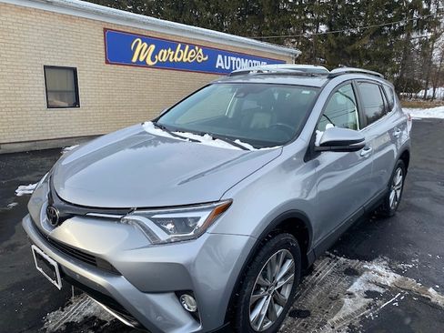 Used 2016 Toyota RAV4 Limited image 1