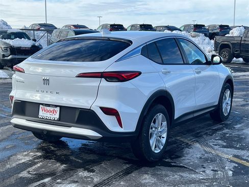 New 2026 Buick Envista Preferred image 8