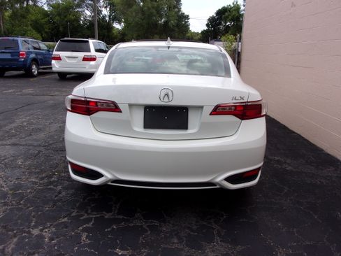 Used 2016 Acura ILX w/ Premium Package FWD image 5