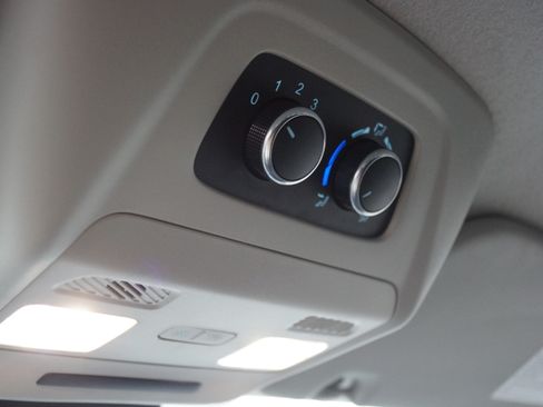 Used 2023 Ford Transit 350 XL image 12