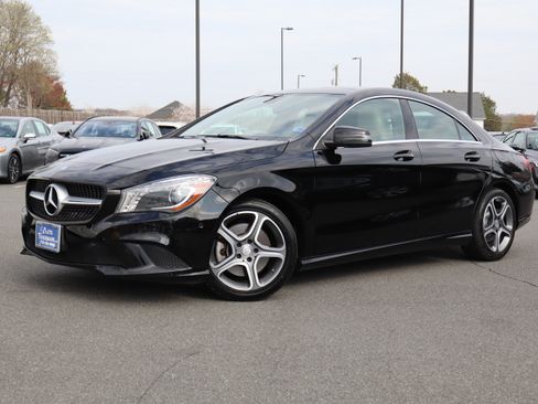 Used 2014 Mercedes-Benz CLA 250 image 2