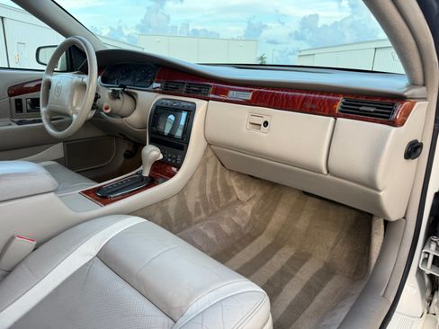 Used 2002 Cadillac Eldorado Collector's Edition FWD image 66